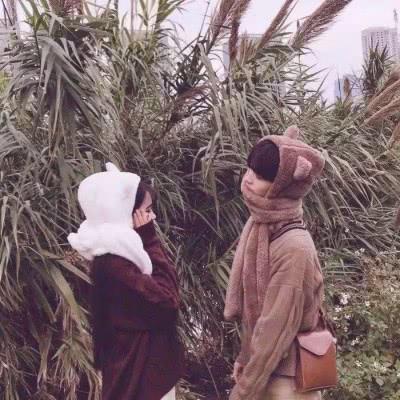 街头滑板男女